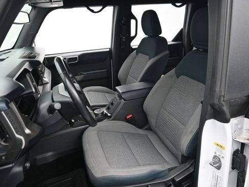 Used 2022 Ford Bronco Outer Banks image 10