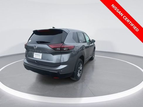 Certified 2025 Nissan Rogue S FWD image 8