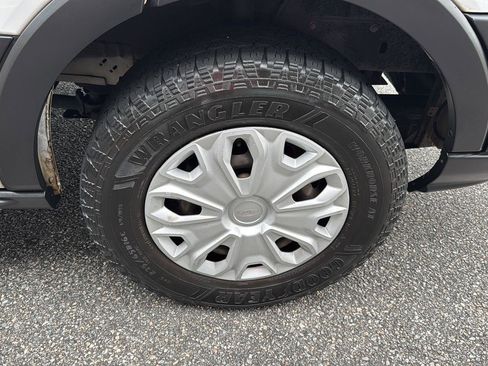 Used 2019 Ford Transit 350 XLT image 28