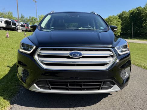 Used 2017 Ford Escape Titanium w/ Equipment Group 301A AWD/4WD image 2