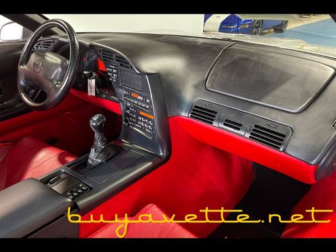 Used 1996 Chevrolet Corvette Coupe RWD image 15