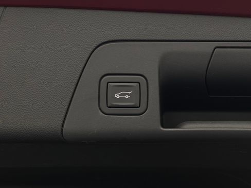 Used 2023 Buick Envision Essence AWD/4WD image 10