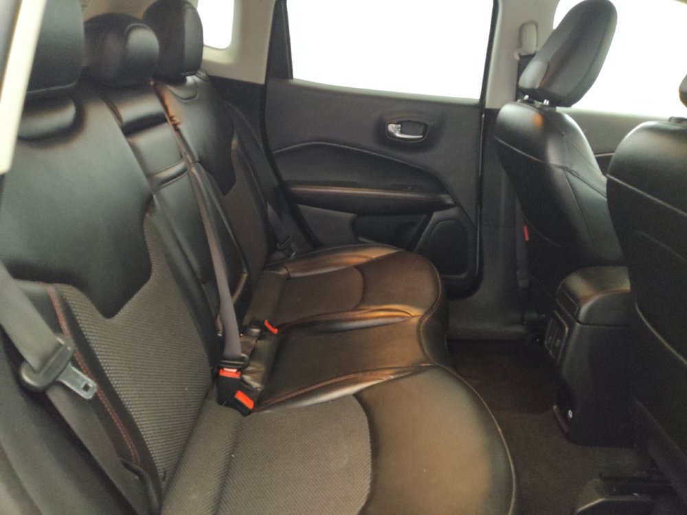 Used 2020 Jeep Compass Trailhawk AWD/4WD image 19