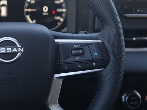 New 2026 Nissan Rogue SL AWD/4WD image 9