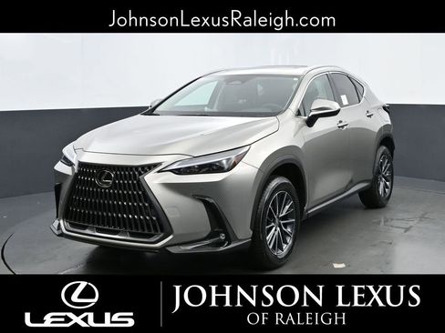 Used 2025 Lexus NX 250 250 Premium w/ Accessory Package (2T) image 5