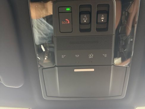 New 2025 Mitsubishi Outlander SEL image 26