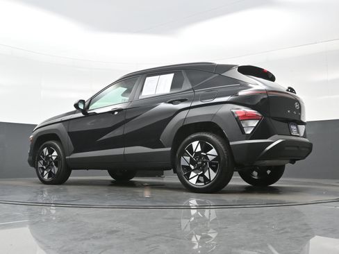 Used 2025 Hyundai Kona SEL AWD/4WD image 28