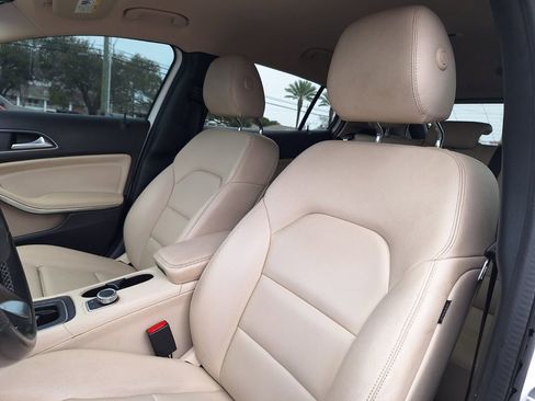 Used 2019 Mercedes-Benz GLA 250 image 11