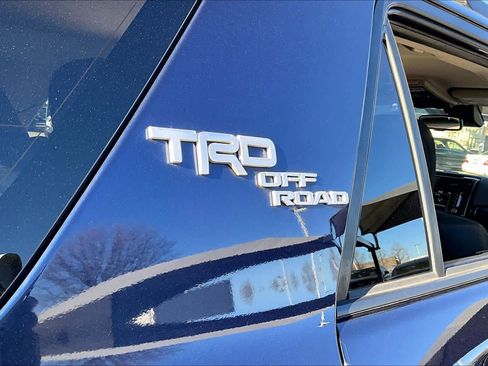 Used 2021 Toyota 4Runner TRD Off-Road image 9