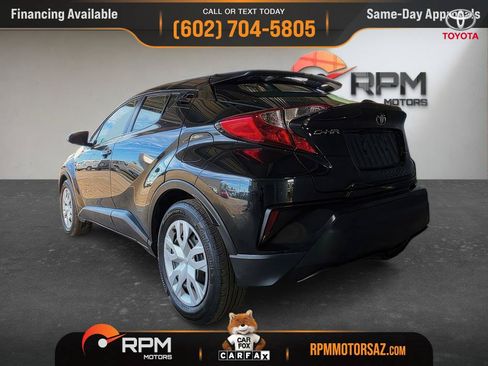 Used 2020 Toyota C-HR LE FWD image 27
