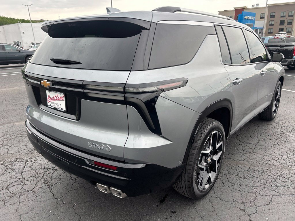 New 2026 Chevrolet Traverse High Country FWD image 5