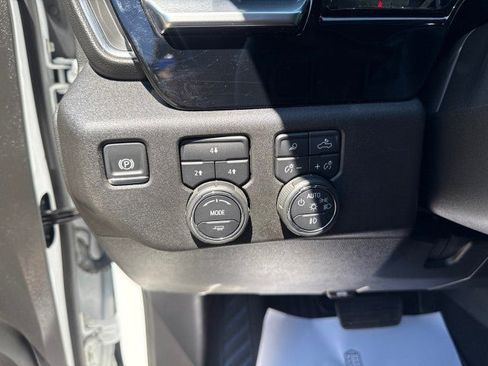 Used 2025 Chevrolet Silverado 2500 LT w/ Safety Package AWD/4WD image 25