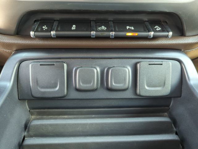 Used 2015 Chevrolet Silverado 2500 LTZ w/ LTZ Plus Package AWD/4WD image 38