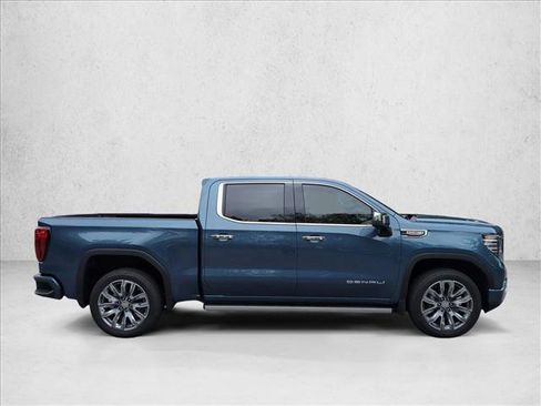 Used 2026 GMC Sierra 1500 Denali w/ Denali Reserve Package AWD/4WD image 4