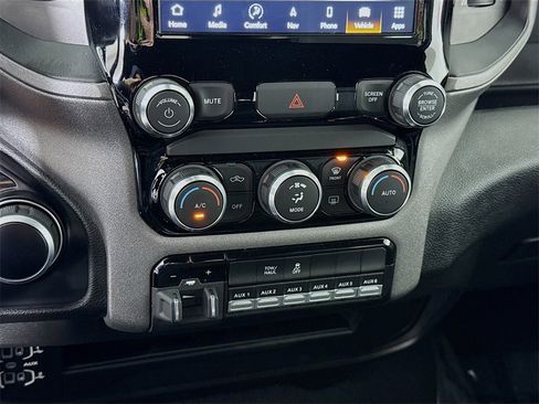 Used 2024 RAM 2500 Tradesman w/ Chrome Appearance Group image 10