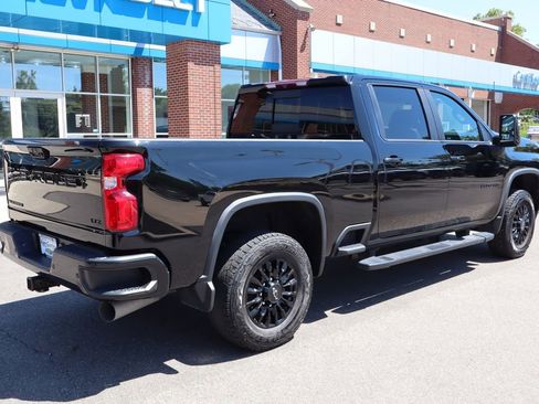 Used 2021 Chevrolet Silverado 2500 LTZ w/ LTZ Plus Package image 42