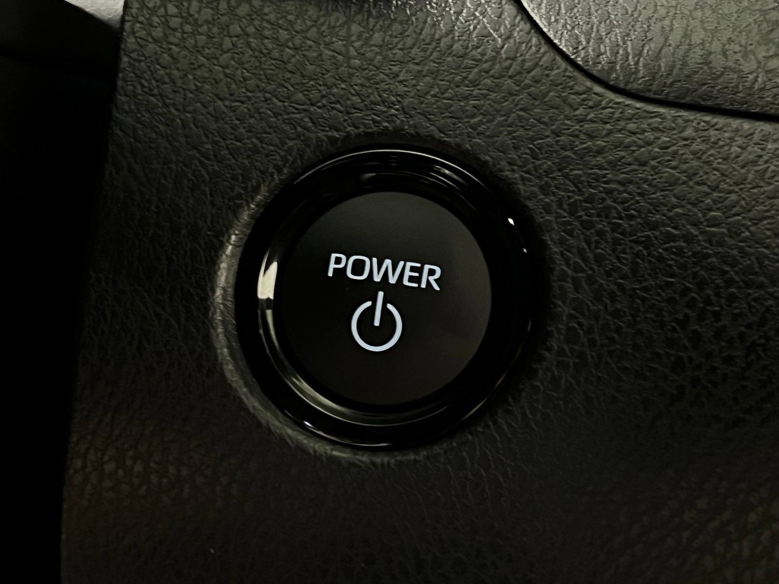 Used 2026 Toyota Camry SE FWD image 19