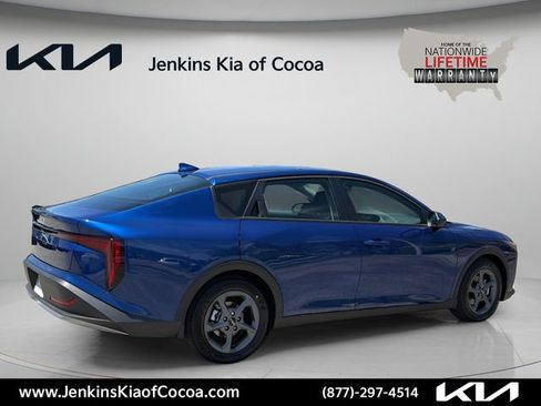 New 2026 Kia K4 FWD image 4