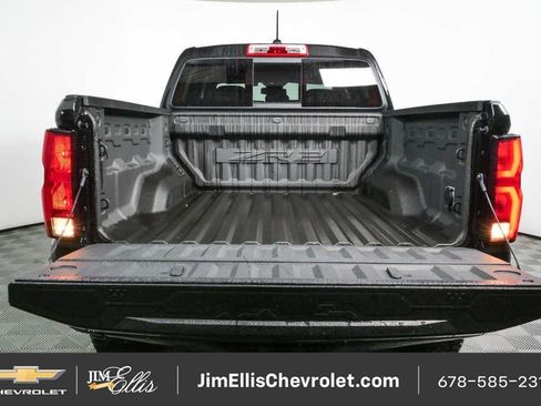 Certified 2024 Chevrolet Colorado ZR2 w/ ZR2 Convenience Package III AWD/4WD image 27