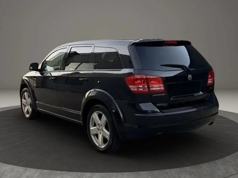 Used 2009 Dodge Journey SXT w/ Exterior Appearance Pkg FWD image 5