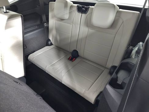 Used 2021 Volkswagen Tiguan SE R-Line FWD image 29