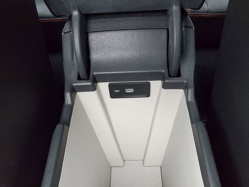 Used 2021 Volkswagen Jetta GLI Autobahn image 25