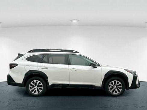 Certified 2023 Subaru Outback Premium image 7