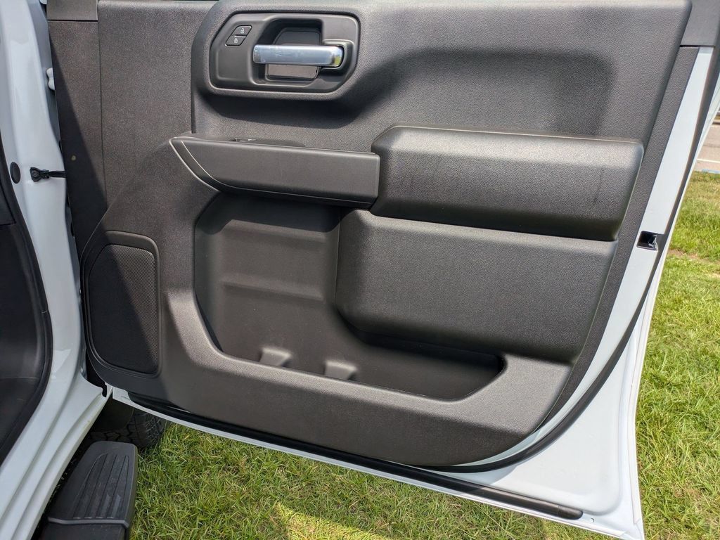 New 2026 Chevrolet Silverado 2500 Custom w/ Custom Value Package AWD/4WD image 32