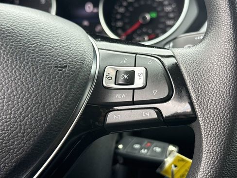 Used 2021 Volkswagen Tiguan S FWD image 18