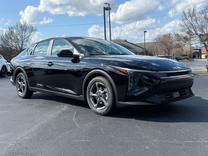 New 2026 Kia K4 LXS