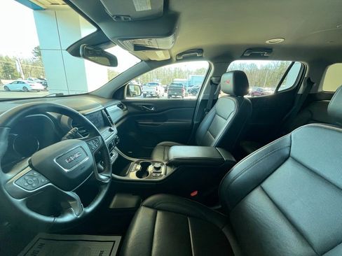 Used 2023 GMC Acadia AT4 w/ Technology Package image 13