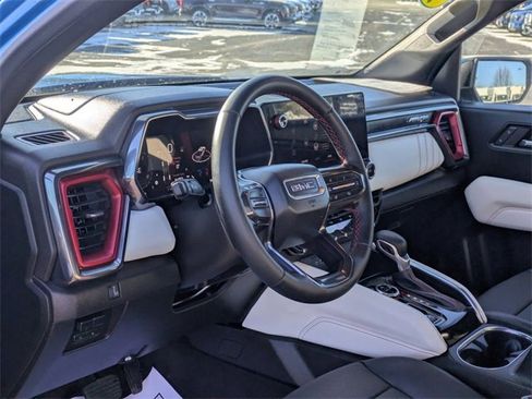 Used 2023 GMC Canyon AT4X image 14