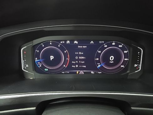 Used 2020 Volkswagen Tiguan SEL Premium R-Line w/ 3rd Row Seat Package AWD/4WD image 22