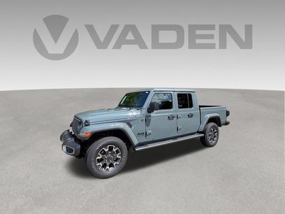 New 2026 Jeep Gladiator Sport