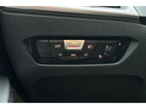 Used 2025 BMW M340i xDrive image 30