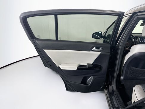 Used 2018 Kia Sportage EX w/ EX Sport Appearance Package image 26