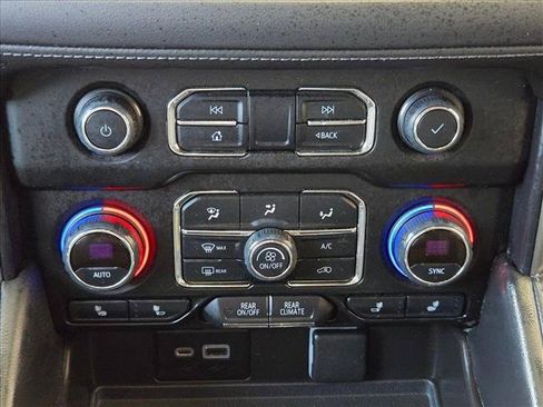 Used 2021 Chevrolet Tahoe LT RWD image 16