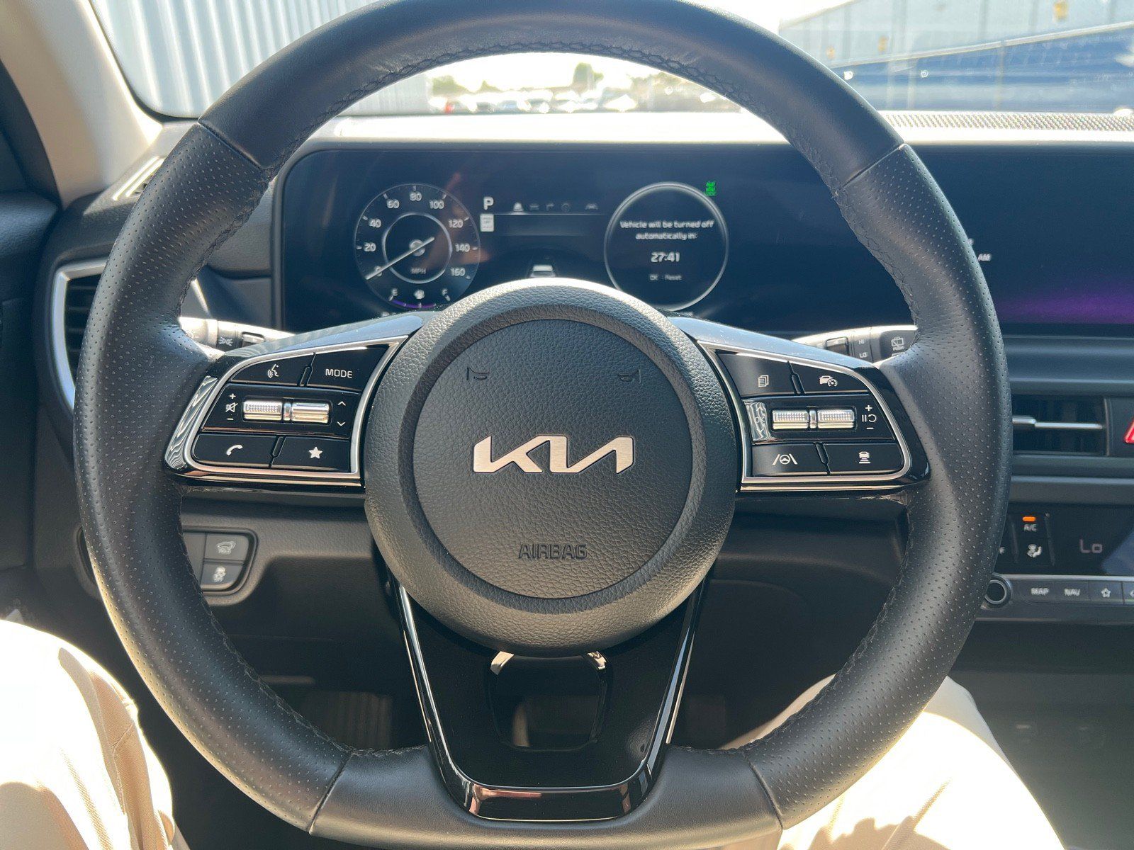 Used 2024 Kia Seltos SX w/ SX Sunroof Package AWD/4WD image 25