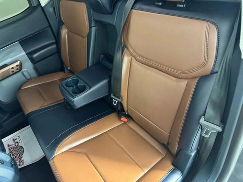 Used 2022 Ford Maverick Lariat FWD image 34