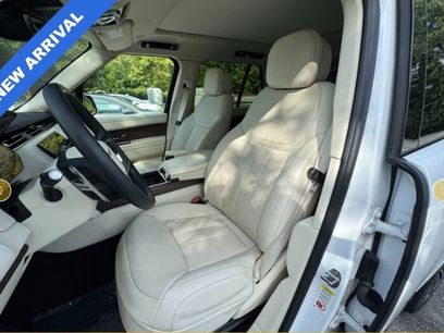 Used 2023 Land Rover Range Rover SE