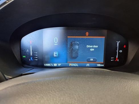 Certified 2024 Ford Escape ST-Line Select w/ Tech Pack #1 AWD/4WD image 19