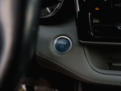 Certified 2021 Toyota Highlander Platinum image 18