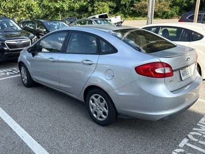 Used 2011 Ford Fiesta SE w/ Super Fuel Economy Pkg