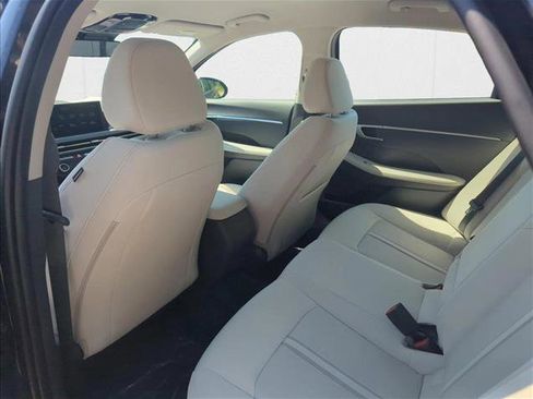 New 2025 Hyundai Sonata SEL image 18