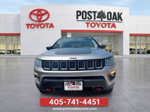 Used 2021 Jeep Compass Trailhawk AWD/4WD image 9