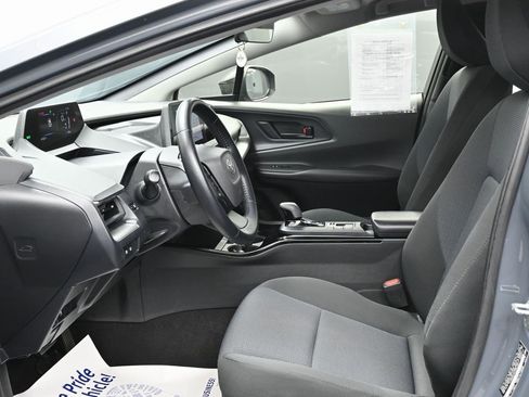 Used 2024 Toyota Prius LE image 16