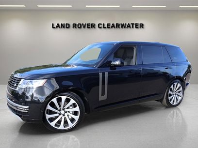 New 2025 Land Rover Range Rover Long Wheelbase SE