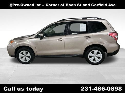 Used 2016 Subaru Forester 2.5i Premium w/ All-Weather Package image 2