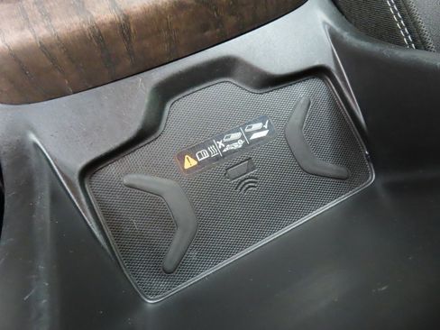 Used 2021 GMC Canyon Denali image 50