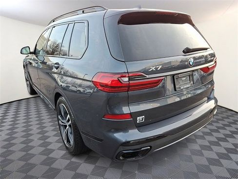 Used 2022 BMW X7 xDrive40i w/ M Sport Package image 4